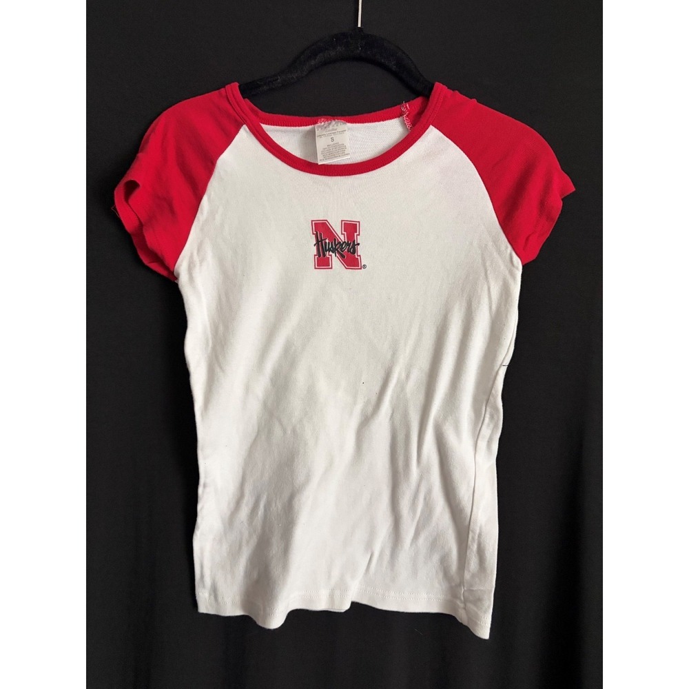 Women's Nebraska Cornhuskers Sideline Apparel Licenced T Shirt Size S